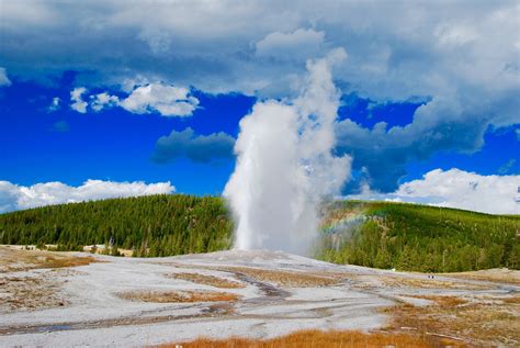 Old Faithful Geyser